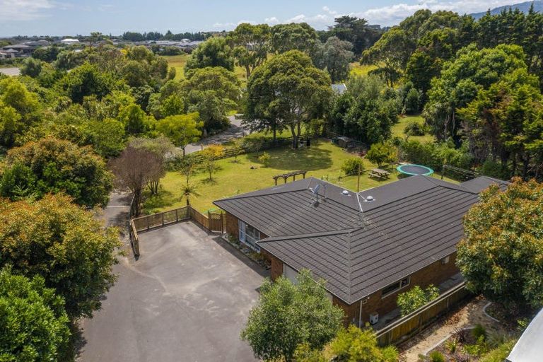 Photo of property in 35 Wood Leigh, Paraparaumu Beach, Paraparaumu, 5032