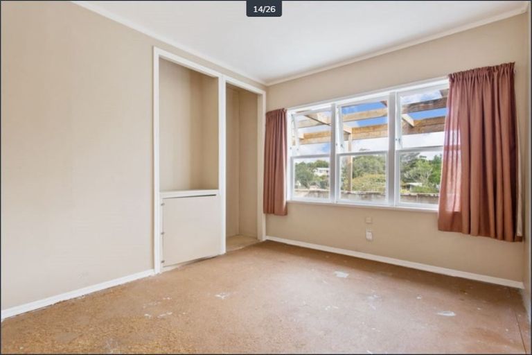 Photo of property in 13 Emirau Place, Glenfield, Auckland, 0629