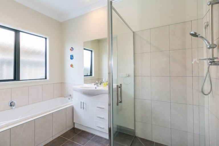 Photo of property in 14 Greenlea Place, Frimley, Hastings, 4120