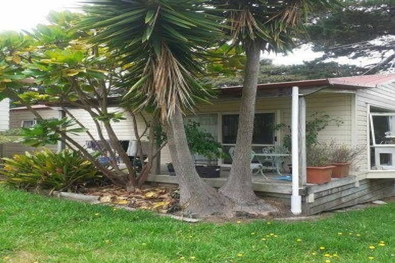Photo of property in 11 West Harbour Drive, West Harbour, Auckland, 0618