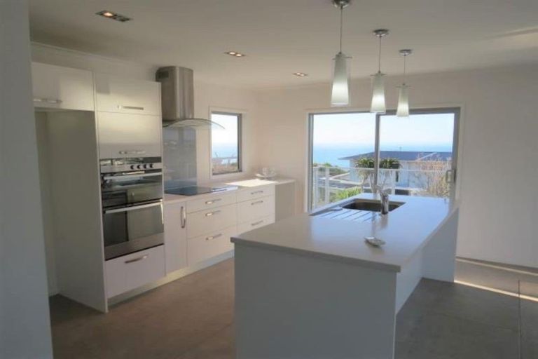 Photo of property in 10 Scott Street, Moturoa, New Plymouth, 4310