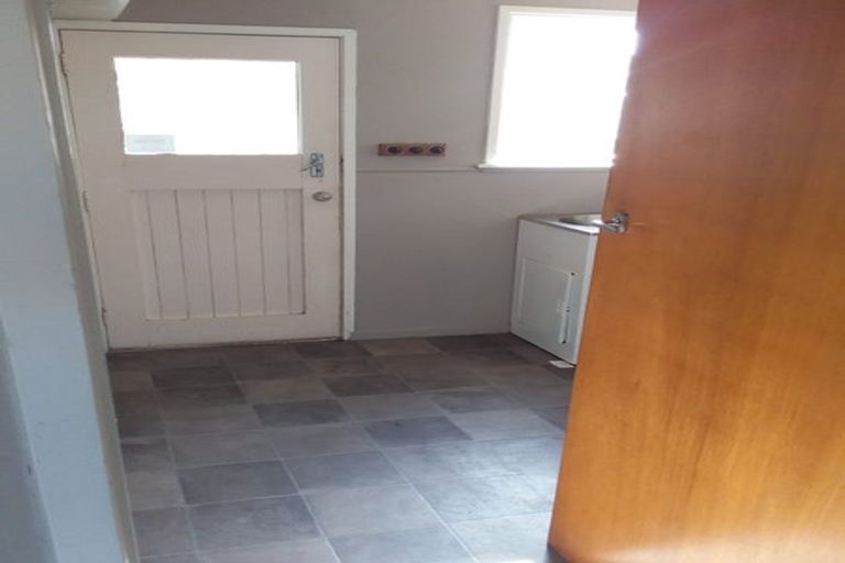 Photo of property in 2/1 Gardiner Street, Westshore, Napier, 4110