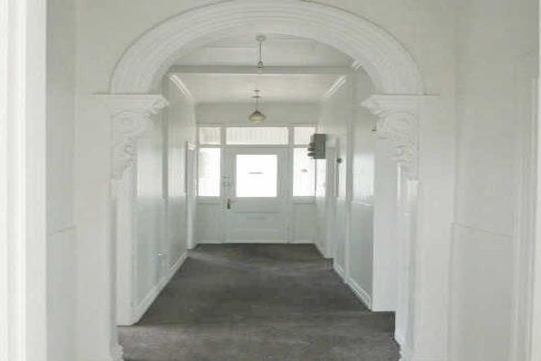 Photo of property in 17 Havelock Street, Phillipstown, Christchurch, 8011