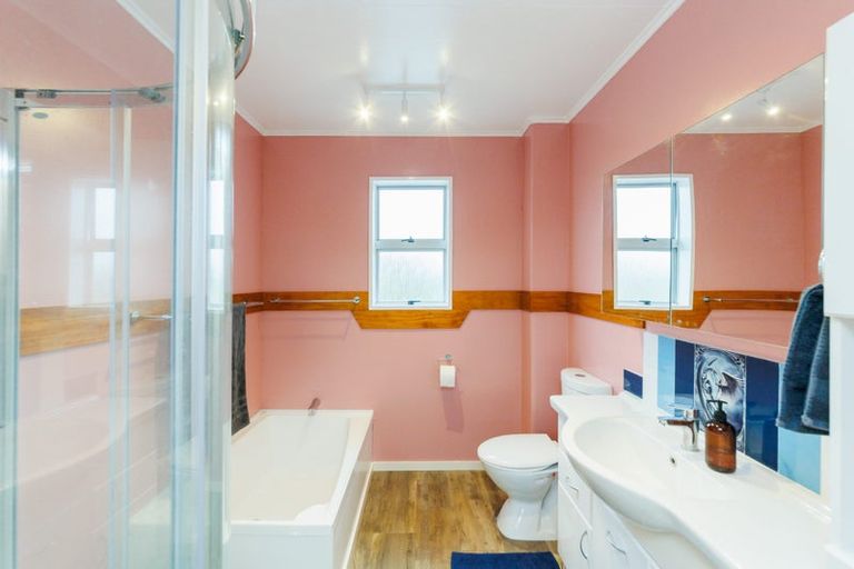 Photo of property in 18 Wilson Street, Bulls, 4818