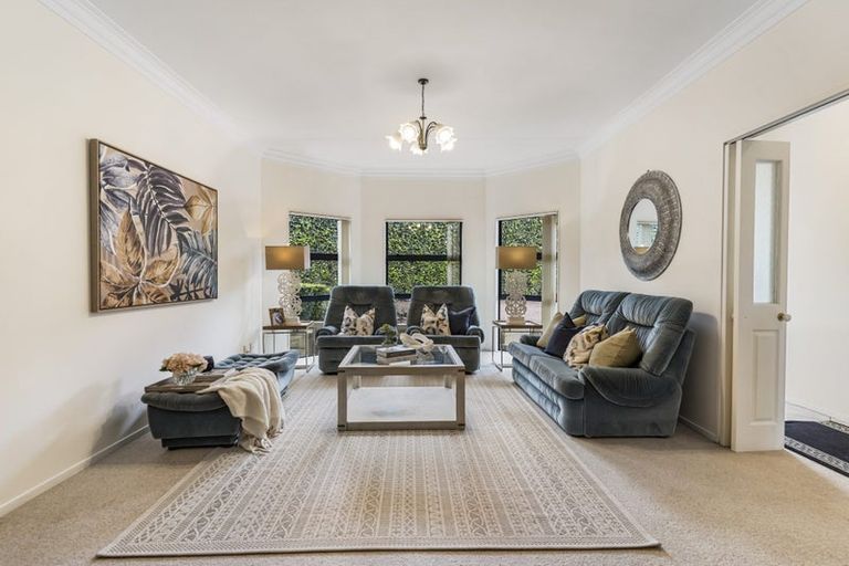 Photo of property in 7 Jubaea Place, Henderson, Auckland, 0610