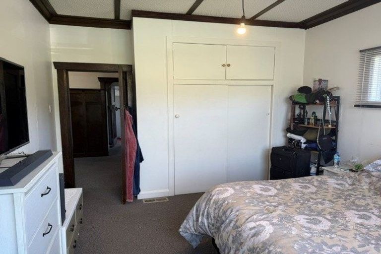 Photo of property in 27 Atiawa Street, Glen Avon, New Plymouth, 4312