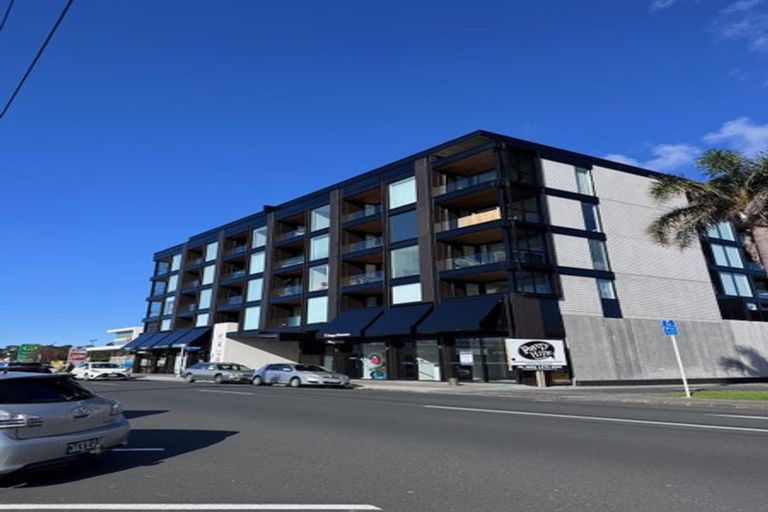 Photo of property in 402/32 Anzac Road, Browns Bay, Auckland, 0630