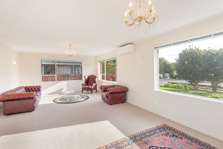 Photo of property in 33 Raukawa Street, Otaki, 5512