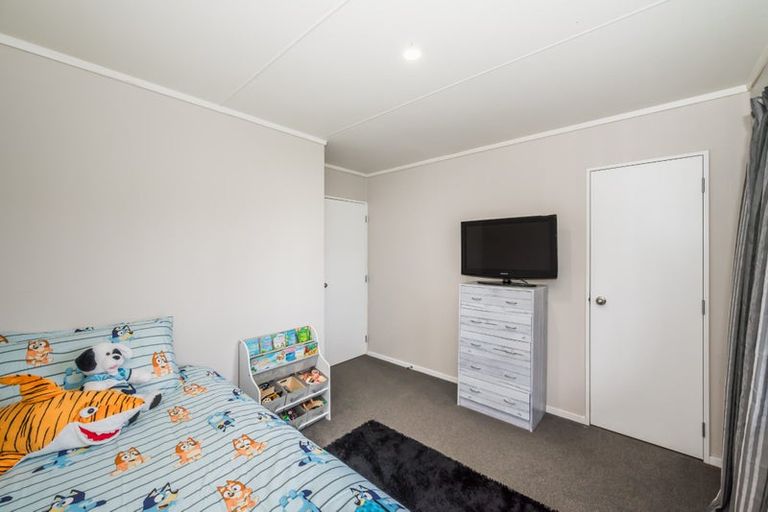 Photo of property in 109 Makarini Street, Paraparaumu, 5032