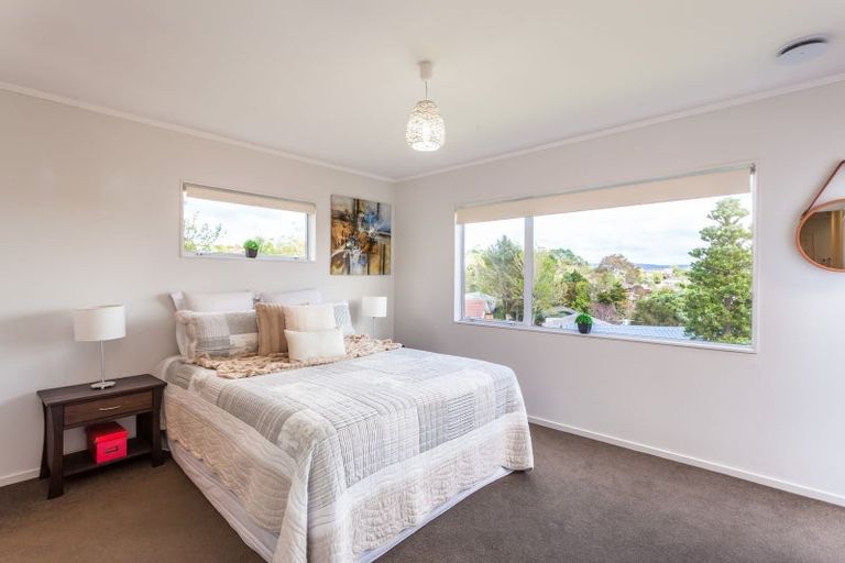 Photo of property in 115a Rosier Road, Glen Eden, Auckland, 0602