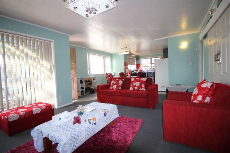 Photo of property in 80 Buckland Road, Mangere East, Auckland, 2024