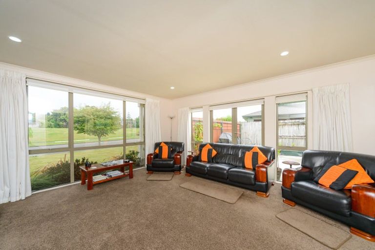 Photo of property in 6 Ursula Drive, Feilding, 4702