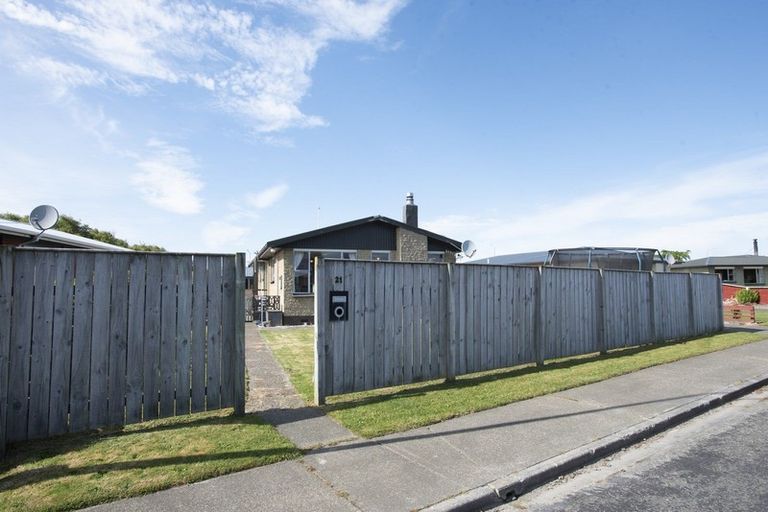 Photo of property in 21 Kelso Place, Strathern, Invercargill, 9812