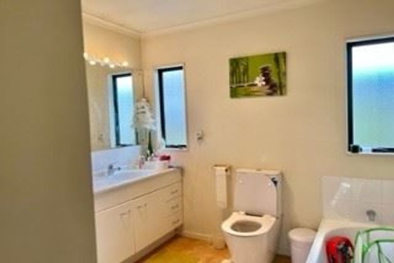 Photo of property in 24/2 Arawa Street, New Lynn, Auckland, 0600