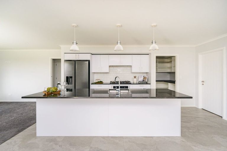 Photo of property in 94 James Line, Kelvin Grove, Palmerston North, 4414