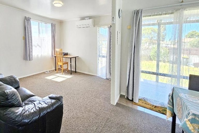Photo of property in 1/22 Norrie Smith Avenue, Flat Bush, Auckland, 2023