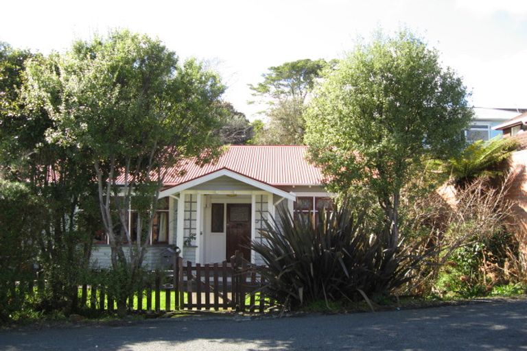 Photo of property in 4 Eagle Street, Karori, Wellington, 6012