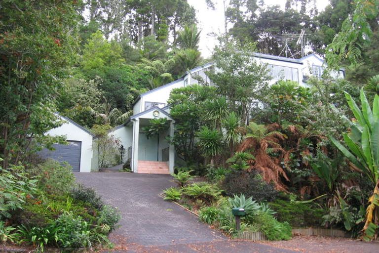 Photo of property in 35 Park Road, Titirangi, Auckland, 0604