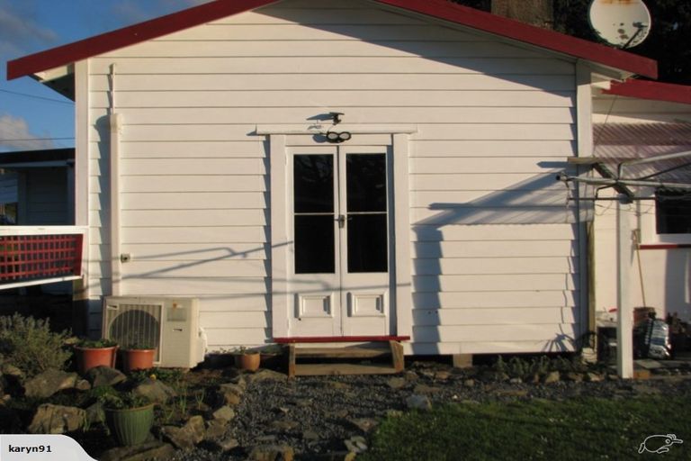 Photo of property in 4 Terrace Street, Matawai, 4075