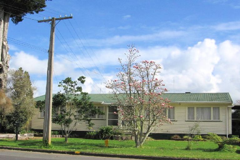 Photo of property in 23 Mair Street, Regent, Whangarei, 0112