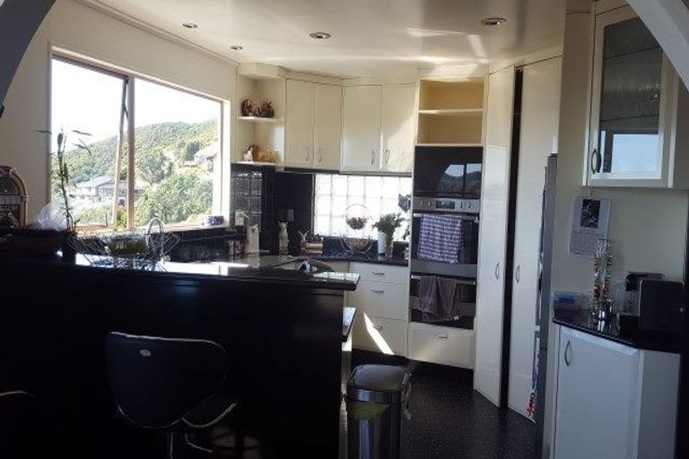 Photo of property in 10 Kilsyth Street, Karori, Wellington, 6012