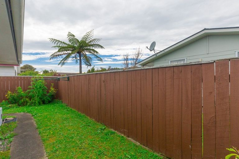 Photo of property in 71a Cambridge Terrace, Waterloo, Lower Hutt, 5011
