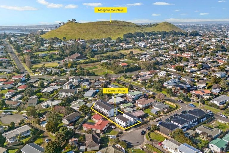 Photo of property in 5/3 Derrett Place, Mangere Bridge, Auckland, 2022