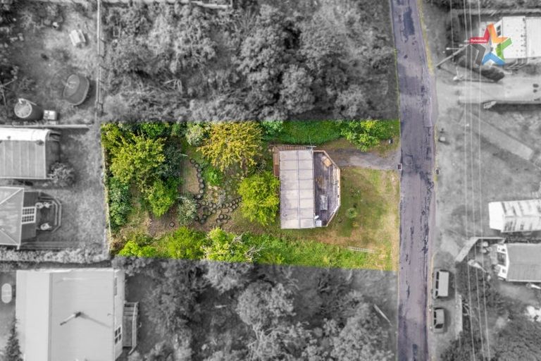 Photo of property in 18 Forest Road, Raumati South, Paraparaumu, 5032