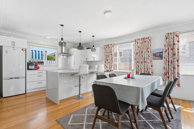 Photo of property in 306b Otumoetai Road, Otumoetai, Tauranga, 3110