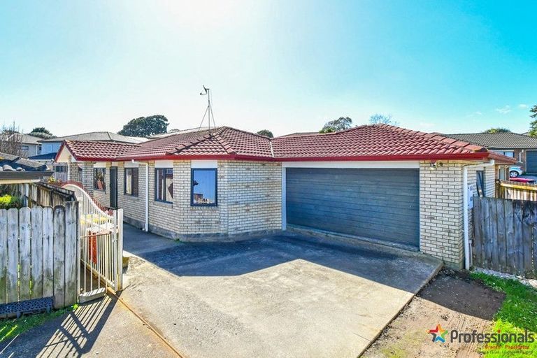 Photo of property in 71a Robert Skelton Place, Clendon Park, Auckland, 2103