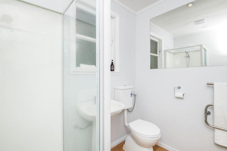 Photo of property in 113a Newlands Road, Newlands, Wellington, 6037