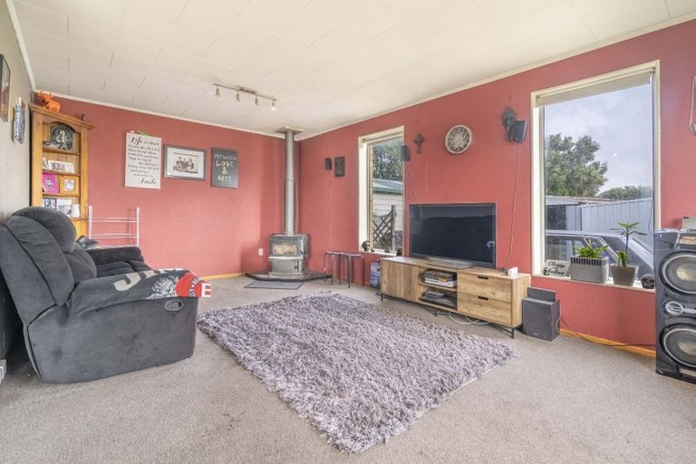 Photo of property in 35 Dunbeath Crescent, Kew, Invercargill, 9812