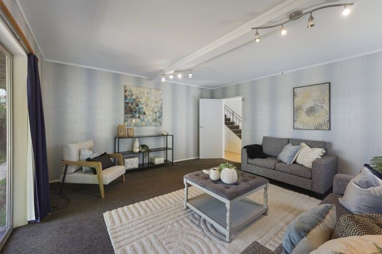 Photo of property in 13 Rajkot Terrace, Broadmeadows, Wellington, 6035