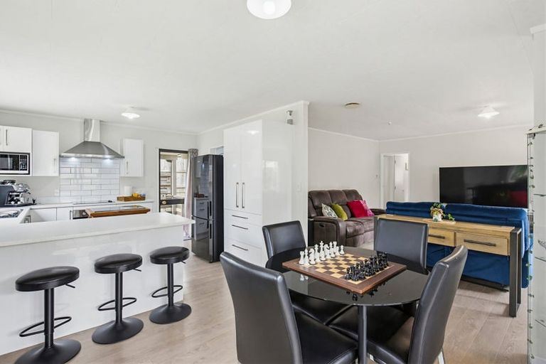 Photo of property in 16b Michael Road, Paraparaumu Beach, Paraparaumu, 5032
