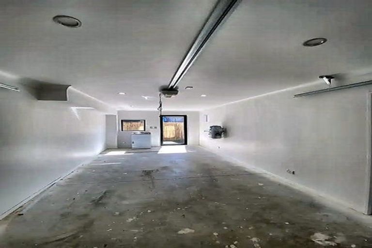 Photo of property in 14b Goldnib Place, Randwick Park, Auckland, 2105