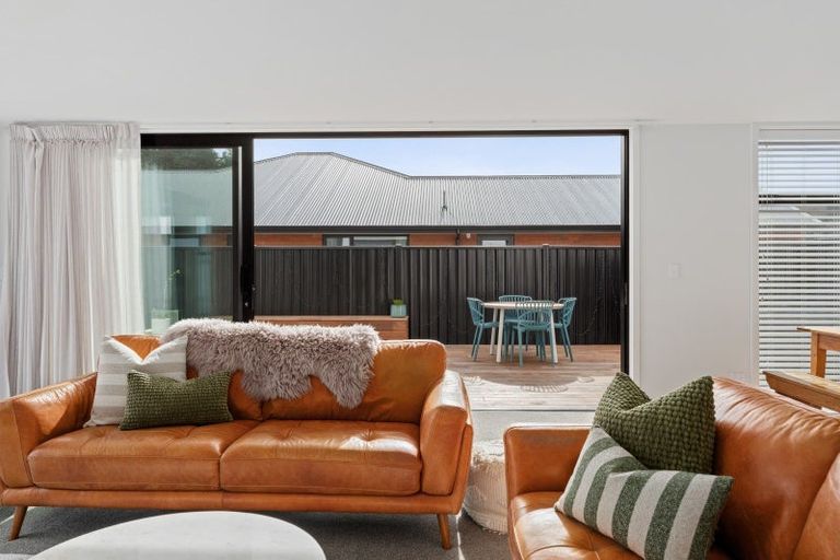 Photo of property in 15 Franks Place, Outram, 9019