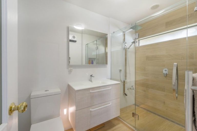 Photo of property in 14 Oakfield Crescent, Pukete, Hamilton, 3200