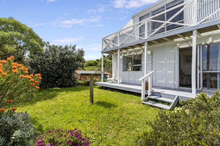 Photo of property in 54 Ngaio Street, Otaki Beach, Otaki, 5512