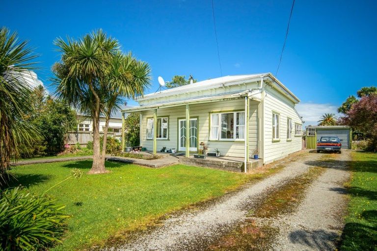 Photo of property in 128 Queen Street, Westport, 7825