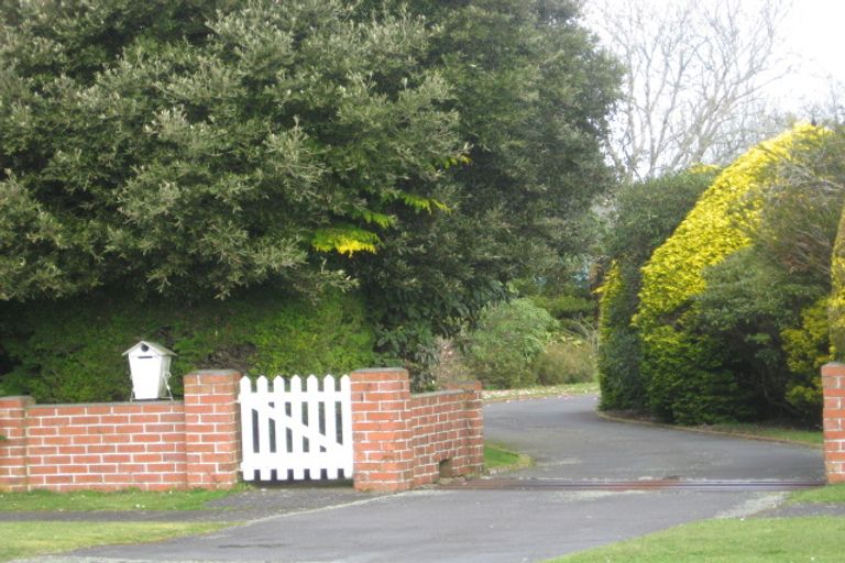 Photo of property in 15 Regan Street, Stratford, 4332