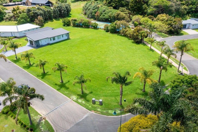 Photo of property in 2 Platinum Place, Matapouri, Whangarei, 0173