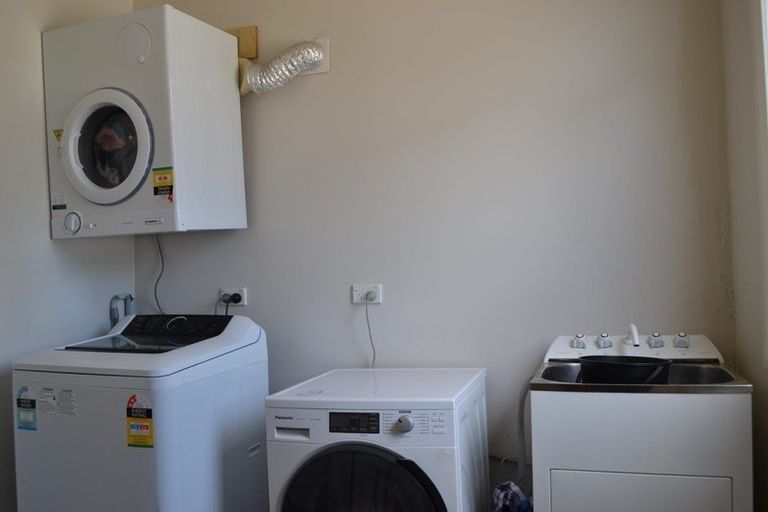 Photo of property in 50 Ellice Street, Mount Victoria, Wellington, 6011