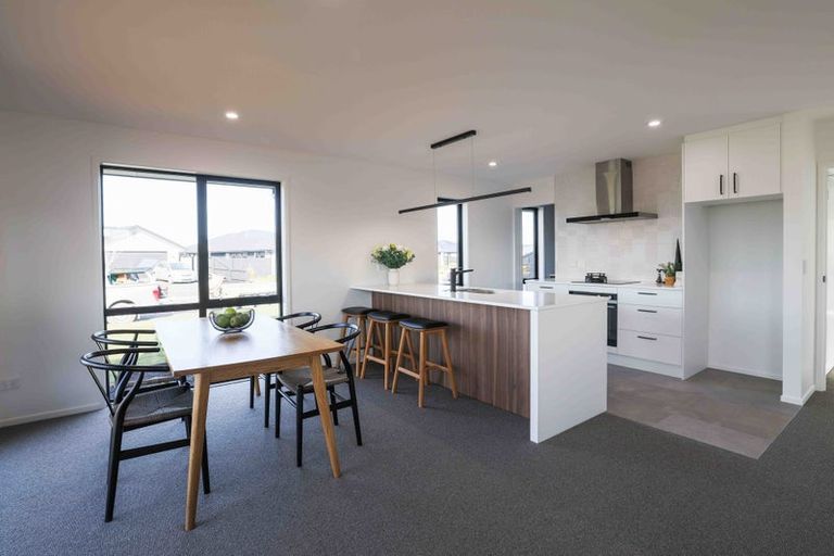 Photo of property in 37 Candlesticks Crescent, Lincoln, 7608