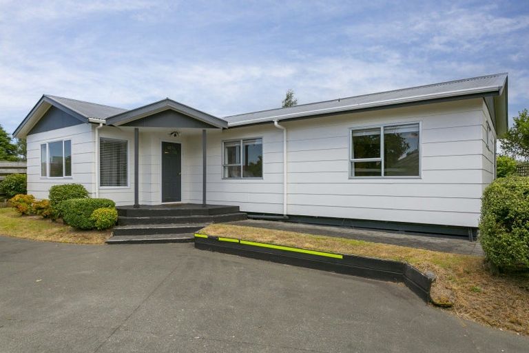 Photo of property in 2/23 Kiddle Drive, Hilltop, Taupo, 3330