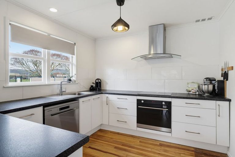 Photo of property in 95 Stanford Street North, Ashhurst, 4810