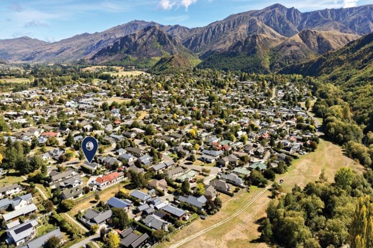 Photo of property in 101 Devon Street, Arrowtown, 9302