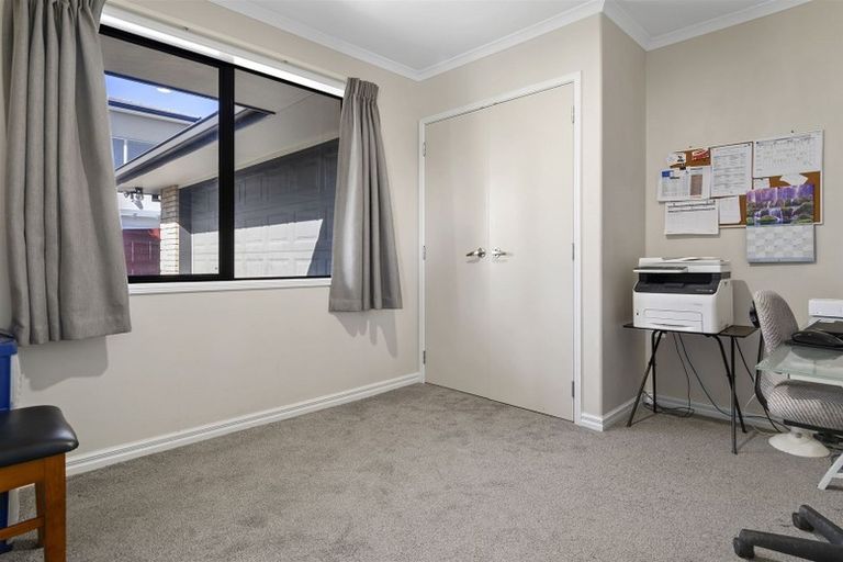 Photo of property in 28 Alva Glen Place, Pyes Pa, Tauranga, 3112