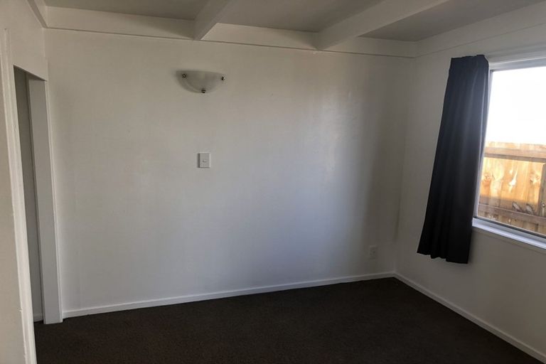 Photo of property in 151 Bruce Mclaren Road, Henderson, Auckland, 0612