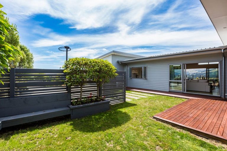 Photo of property in 136 Endeavour Drive, Whitby, Porirua, 5024
