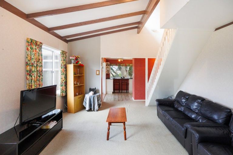 Photo of property in 111 Koputara Road, Himatangi Beach, Foxton, 4891